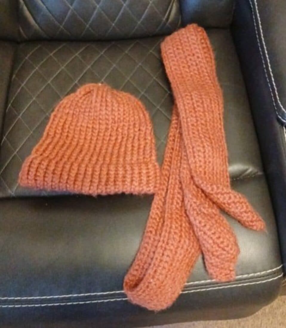 Hat & Scarf Set
